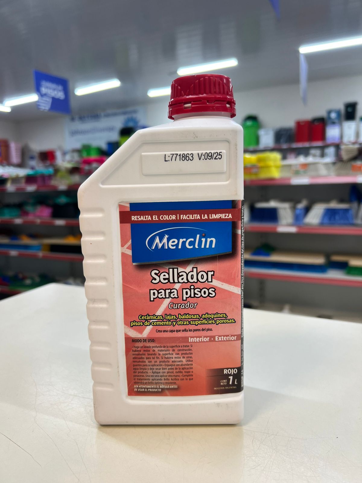 CURADOR ROJO MERCLIN CURADOR PARA PISOS ROJO X 1 LT - Imagen 1