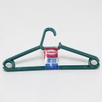 PERCHA PLASTICA  X 4 REFORZADAS