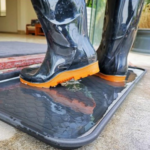 ALFOMBRA SANITARIA MAGIC CLEAN SHOES 76 X 38.8 CM - Imagen 4